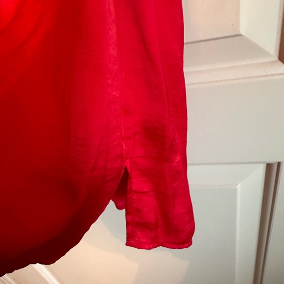 Terra & Sky 1X(16-18W) beautiful red silky blouse - Picture 5 of 6